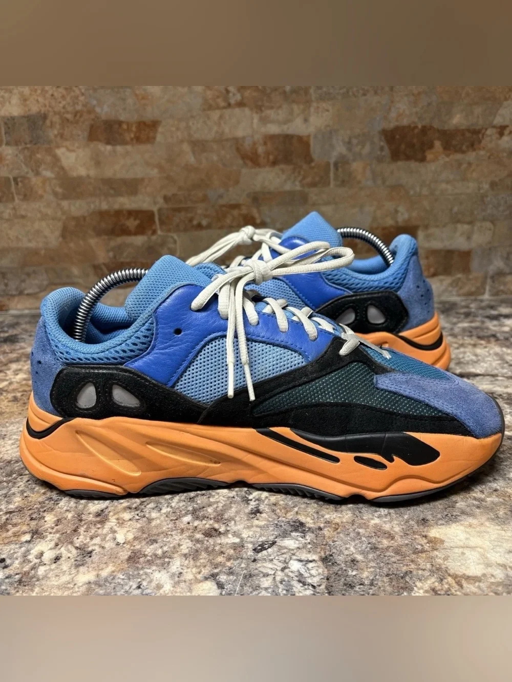Adidas X Yeezy Boost 700 Bright Blue GZ0541 Size 9.5